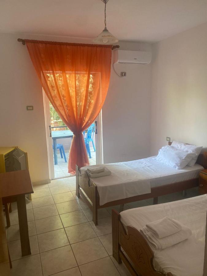 Sotiri Rooms Sarandë Exterior foto