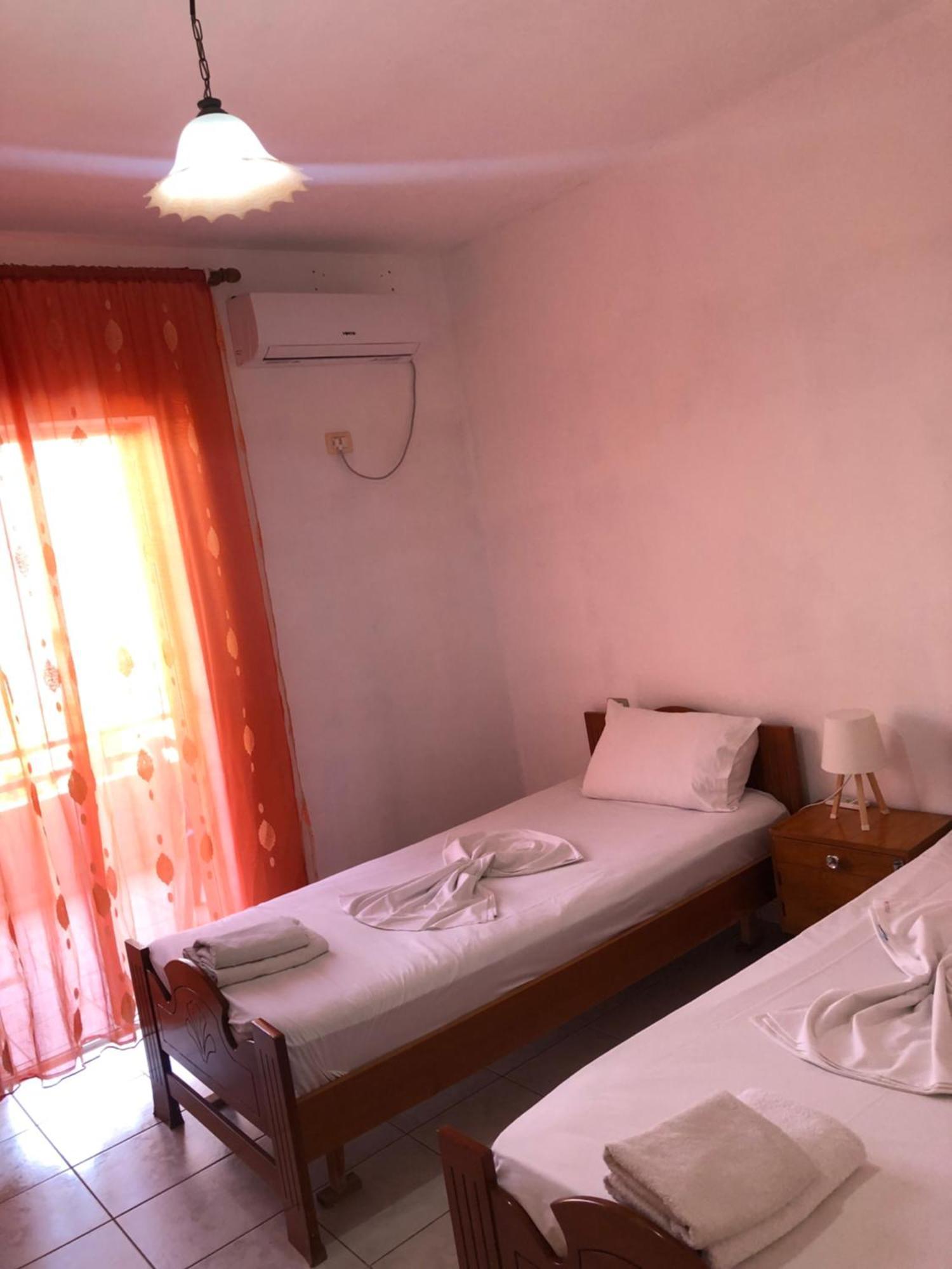 Sotiri Rooms Sarandë Exterior foto